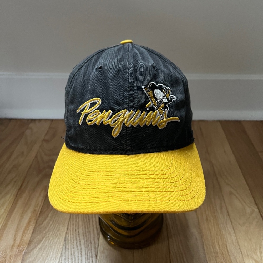 Vintage Pittsburgh Penguins Hat
